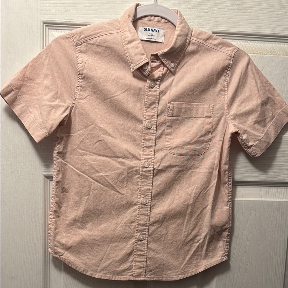 Old Navy Boy’s Pink Button-Up Shirt Size Medium (8) *like new condition*